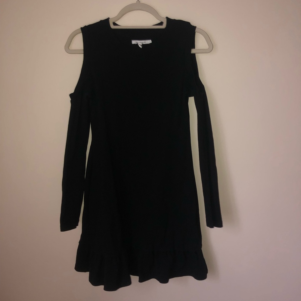 Avec Les Filles cold shoulder black dress